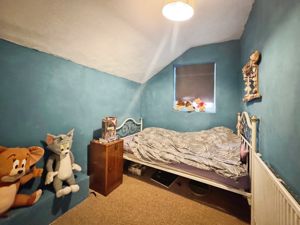 NORTH ROAD- click for photo gallery